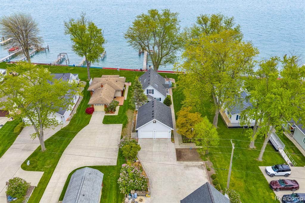 5441 Pointe Drive, East China, MI — Photo 6