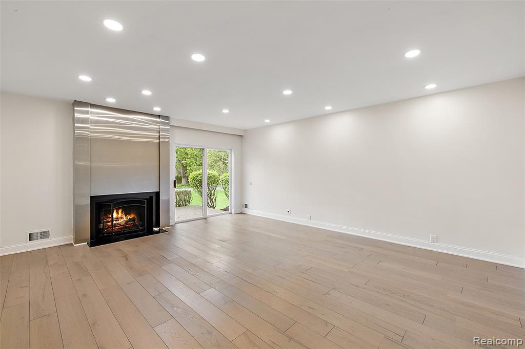 1756 ALEXANDER Drive, Bloomfield Hills, MI 48302 — Photo 22