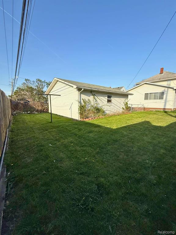 619 BENTLEY Drive, Monroe, MI 48162 — Photo 17