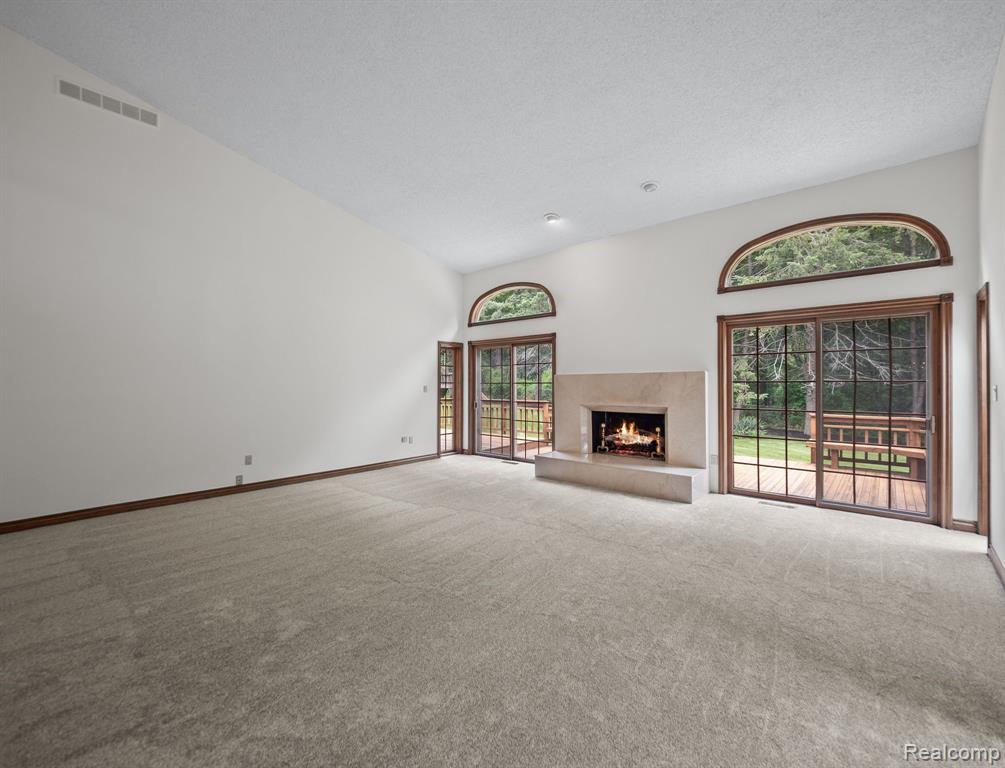 4932 SUSANS Way, Bloomfield Hills, MI 48302 — Photo 11