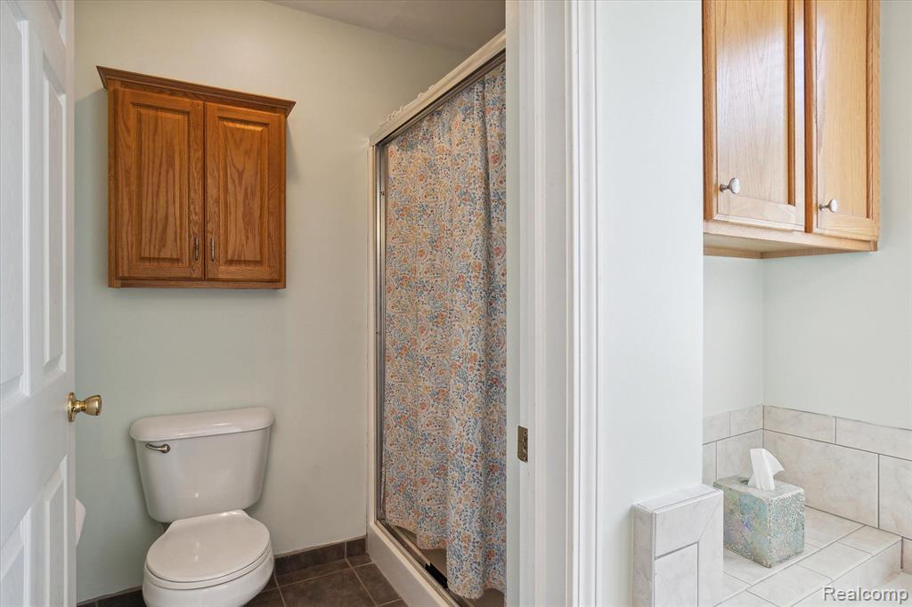 21111 GREENBRIAR Lane, South Lyon, MI 48178 — Photo 21