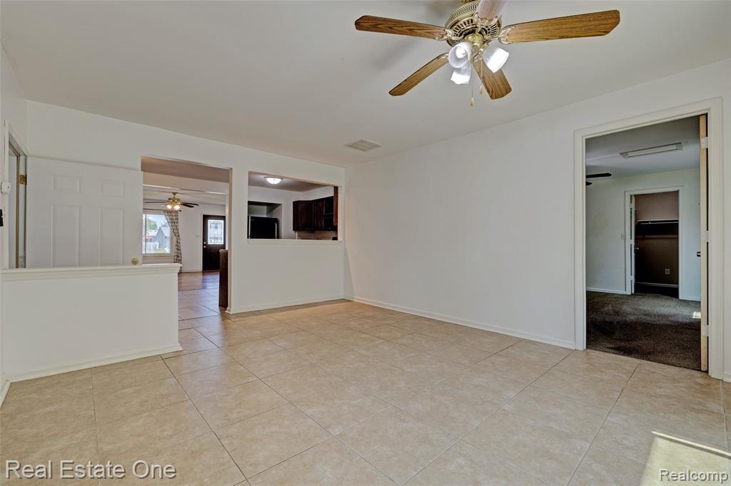 705 Richard Street, Holly, MI 48442 — Photo 14