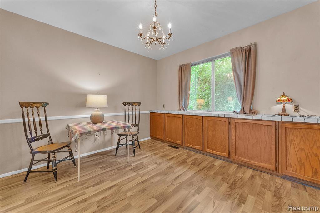 450 N Bywood Avenue, Clawson, MI — Photo 11