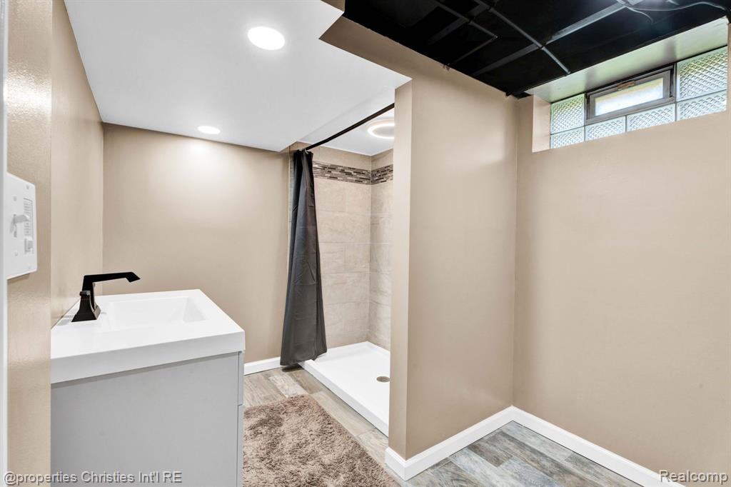 4271 PRAIRIE Avenue, Berkley, MI 48072 — Photo 25