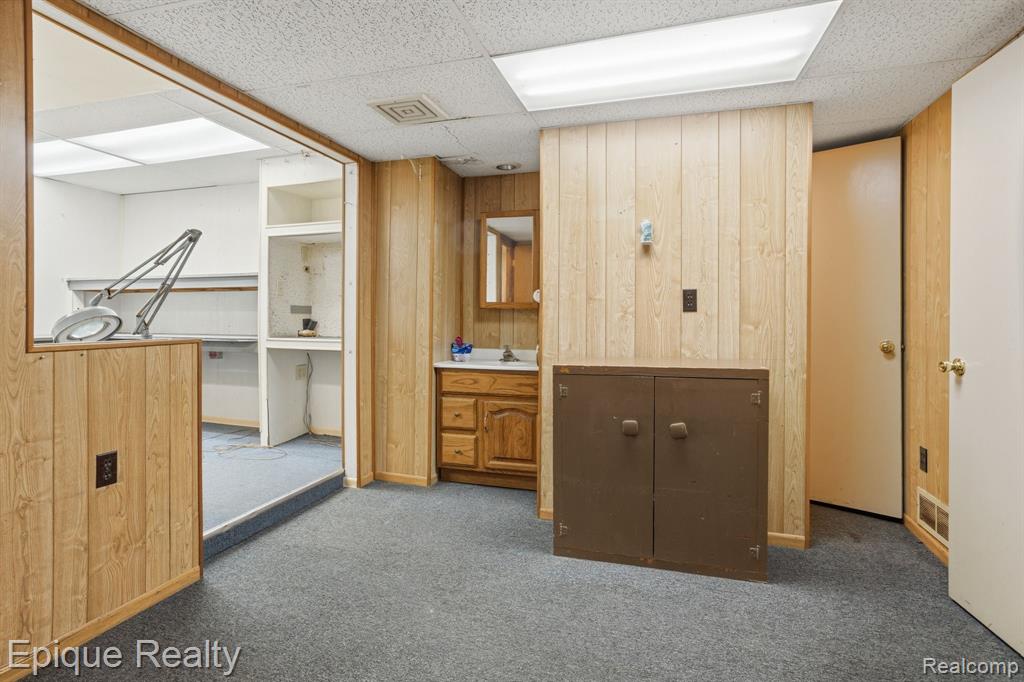 819 Tunnel Street, Port Huron, MI 48060 — Photo 19