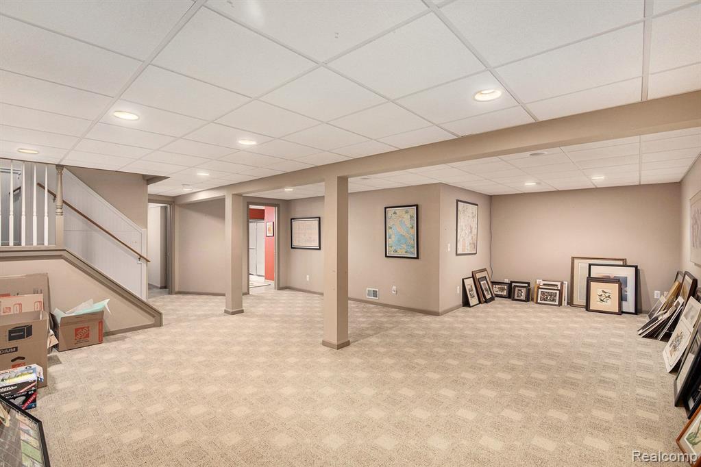 5200 BRIDGE Trail W, Commerce Twp, MI 48382 — Photo 31
