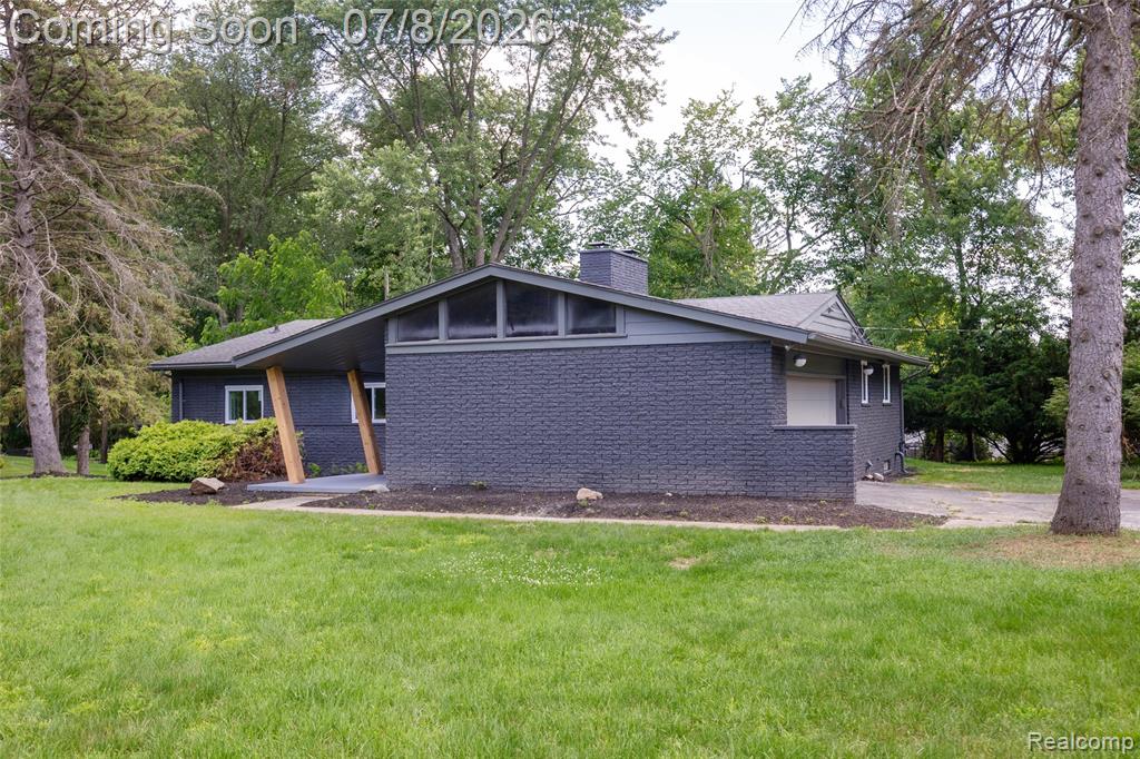4469 Chamberlain Drive, Bloomfield Hills, MI 48301 — Photo 49