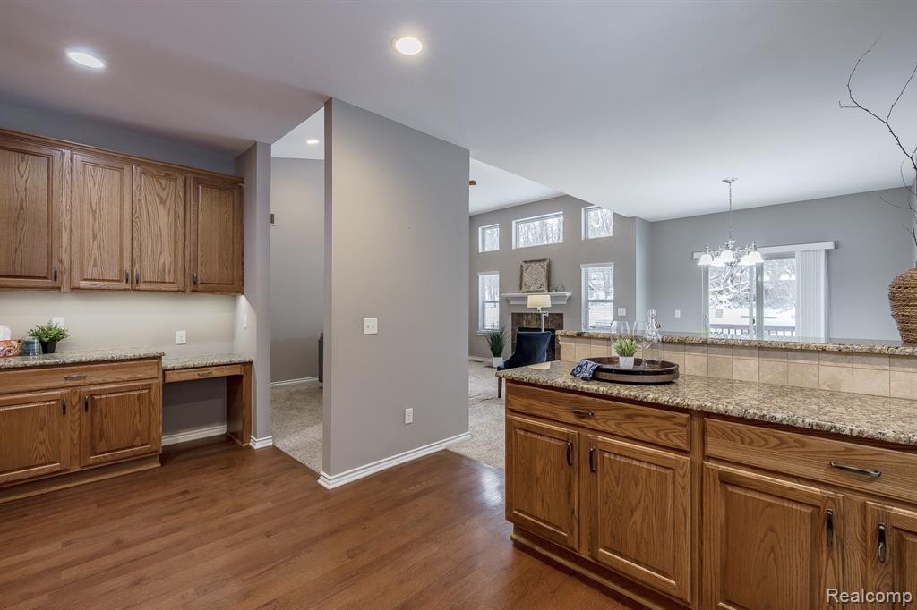 9573 Kingsway Circle, Clarkston, MI 48348 — Photo 10