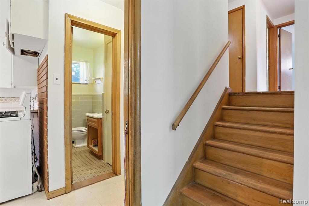 45411 Sterritt Street, Utica, MI 48317 — Photo 9