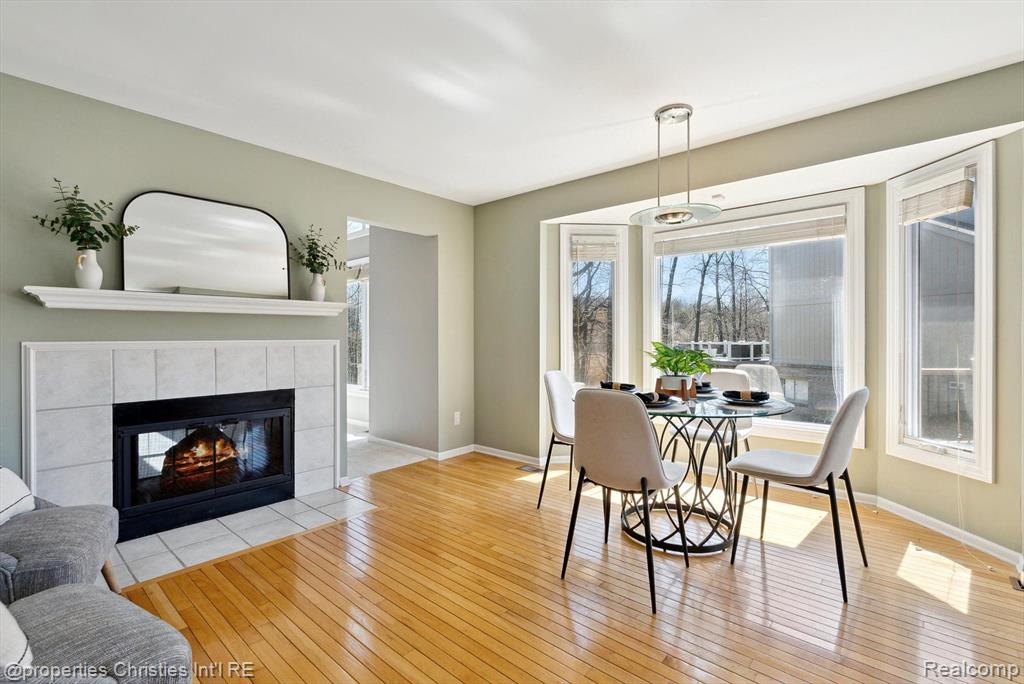 40611 PAISLEY Circle, Novi, MI 48377 — Photo 17