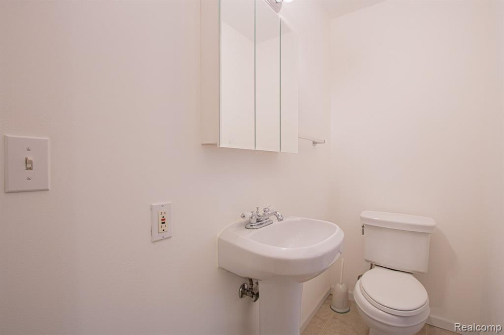 5112 BRYSON Lane, East China, MI — Photo 21