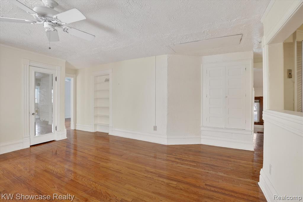 733 N Walnut Street, Lansing, MI 48906 — Photo 28