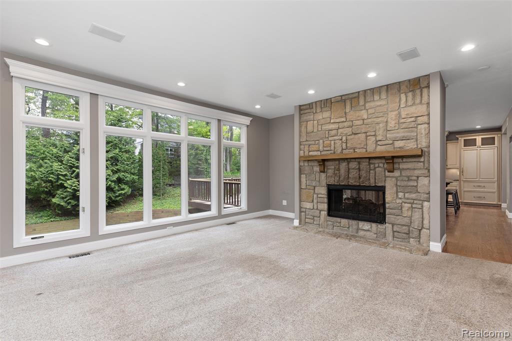 8035 High Point Trail, White Lake, MI — Photo 10