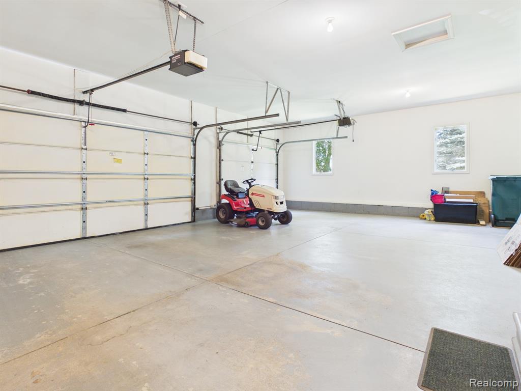 4133 Creeks Edge Drive, Metamora, MI 48455 — Photo 39