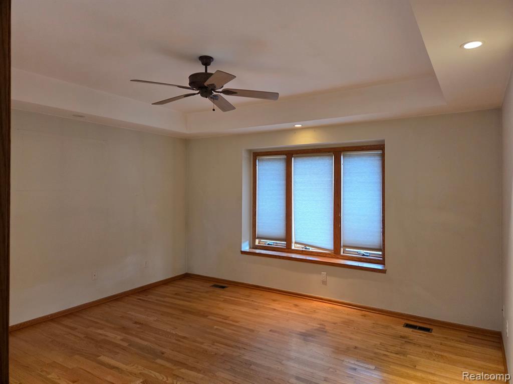 4453 CREEKVIEW Drive, Howell, MI 48843 — Photo 11