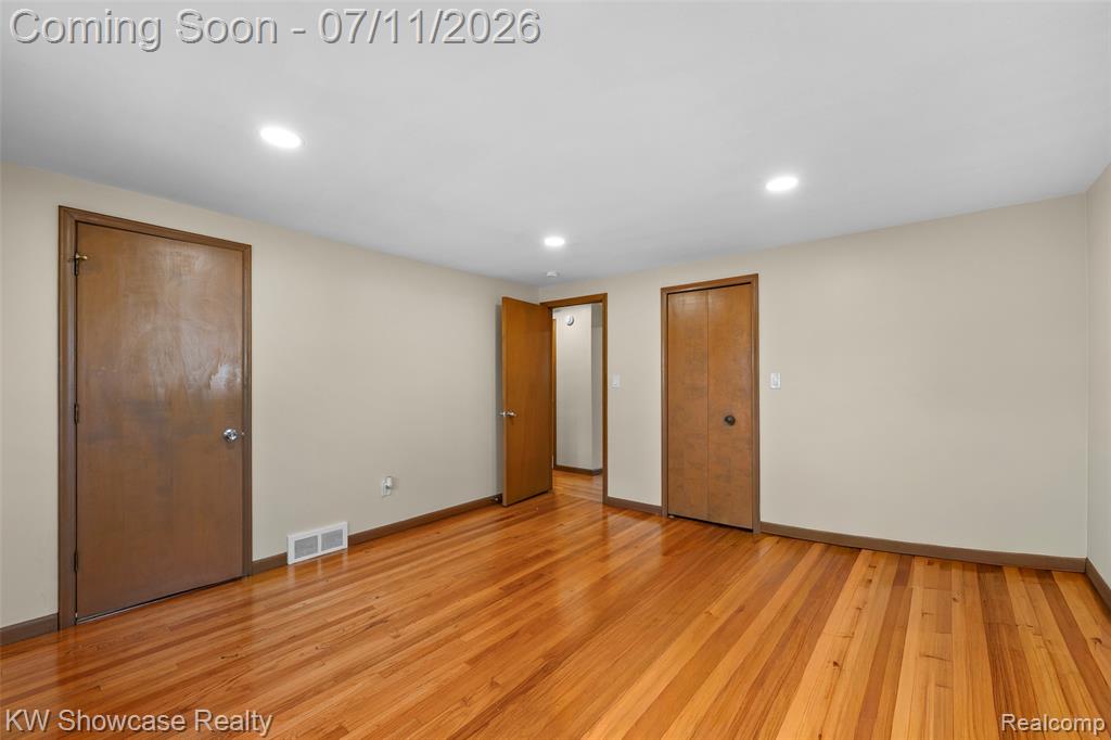 8362 Sunburst, Center Line, MI 48015 — Photo 29