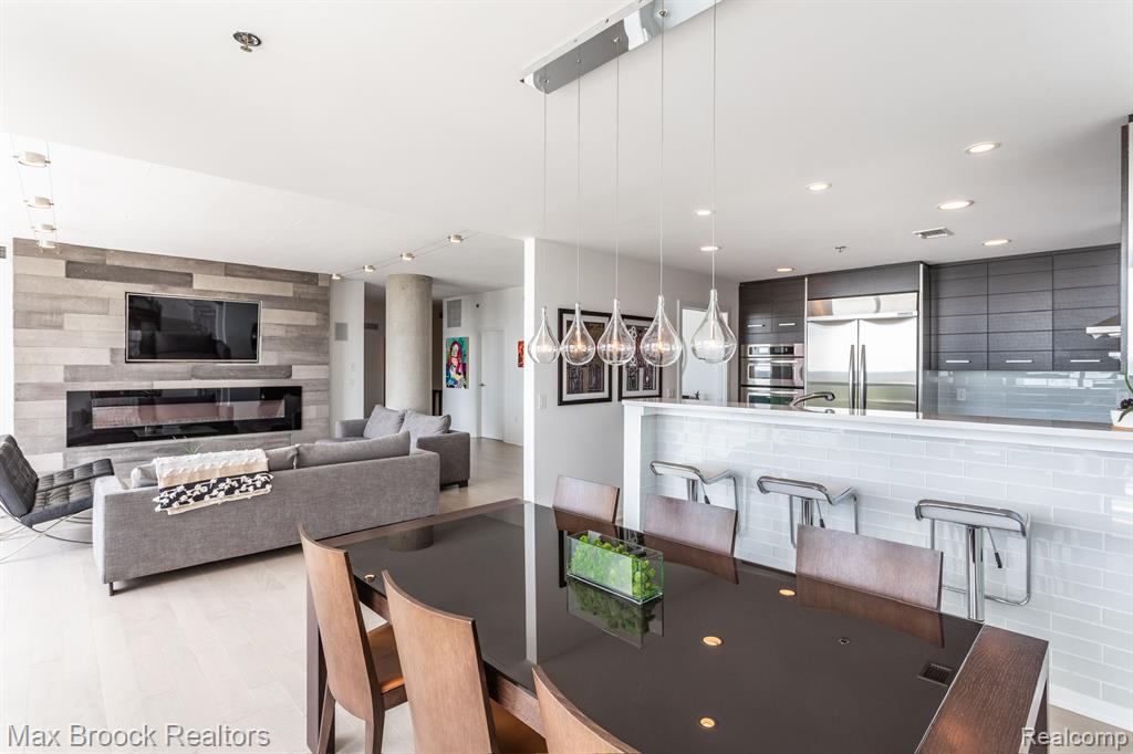 432 S Washington Avenue, Royal Oak, MI 48067 — Photo 11
