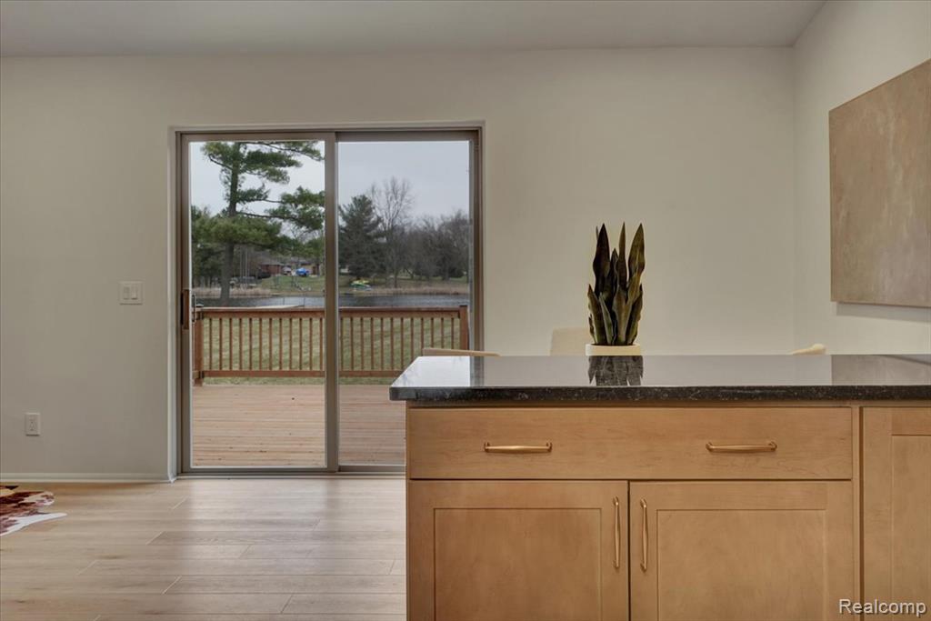 1365 Thistleridge, Groveland, MI 48442 — Photo 15