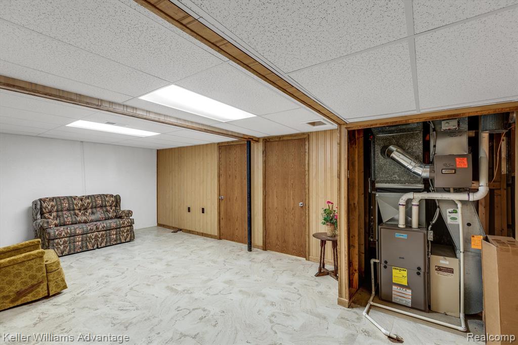 44284 SUFFOLK, Canton, MI 48187 — Photo 28