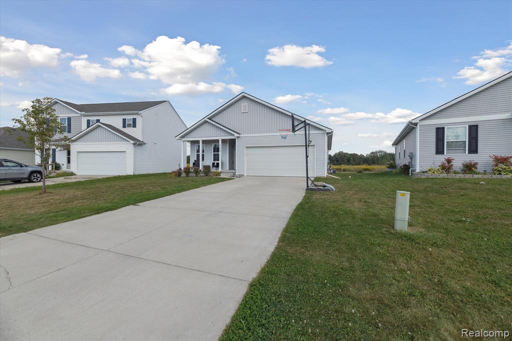 1710 Woodbridge Park Avenue, Lapeer, MI 48446 — Photo 2