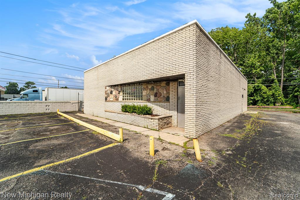 5915 Inkster Road, Taylor, MI — Photo 2