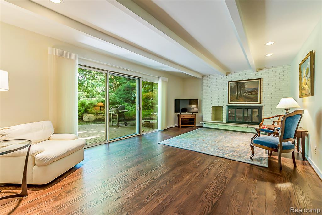 581 Woodway Court, Bloomfield Hills, MI 48302 — Photo 20