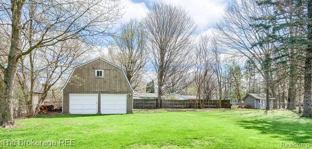 4156 Bobwhite Drive, Flint, MI 48506 — Photo 3
