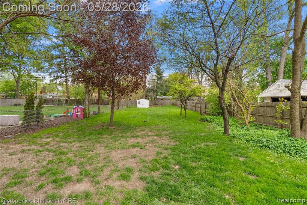 612 Royal Avenue, Royal Oak, MI 48073 — Photo 36