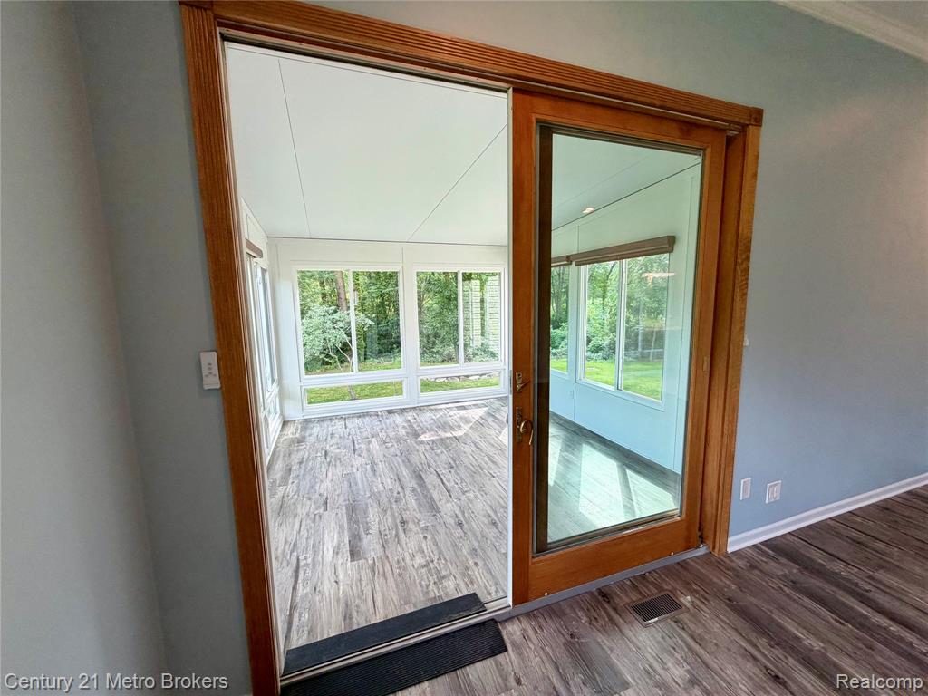 5484 Wakefield Road, Grand Blanc, MI 48439 — Photo 36