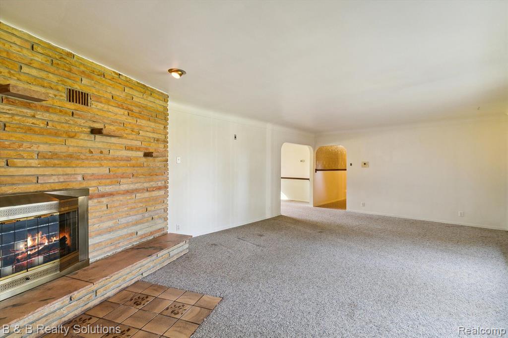 5225 LAKE PLEASANT Road, North Branch, MI 48461 — Photo 8
