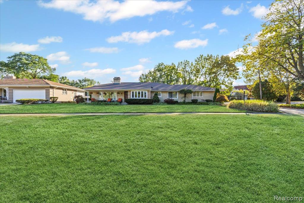 28791 Sunset Boulevard W, Lathrup Village, MI 48076 — Photo 4