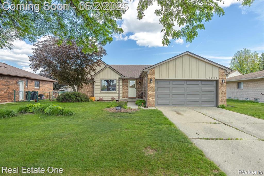 40252 Kraft Drive, Sterling Heights, MI 48310 — Photo 32