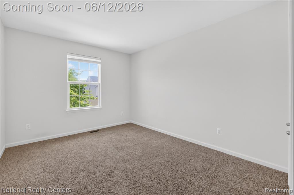 59697 TWIN PINES Drive, New Hudson, MI 48165 — Photo 31