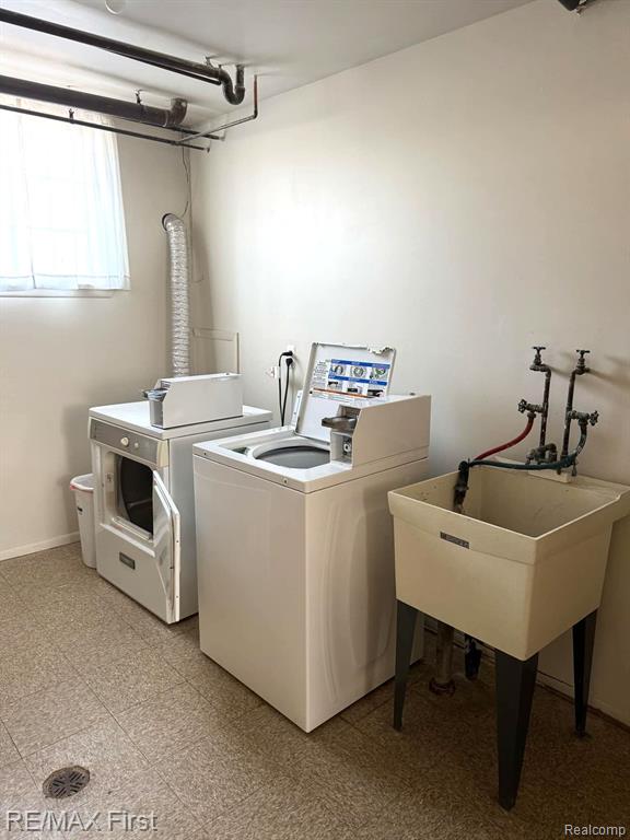 8171 DENWOOD Drive, APT 1, Sterling Heights, MI 48312 — Photo 17