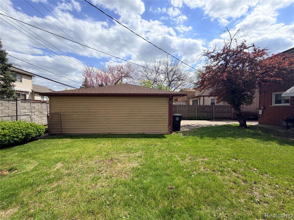 24660 Manistee Street, Oak Park, MI 48237 — Photo 6