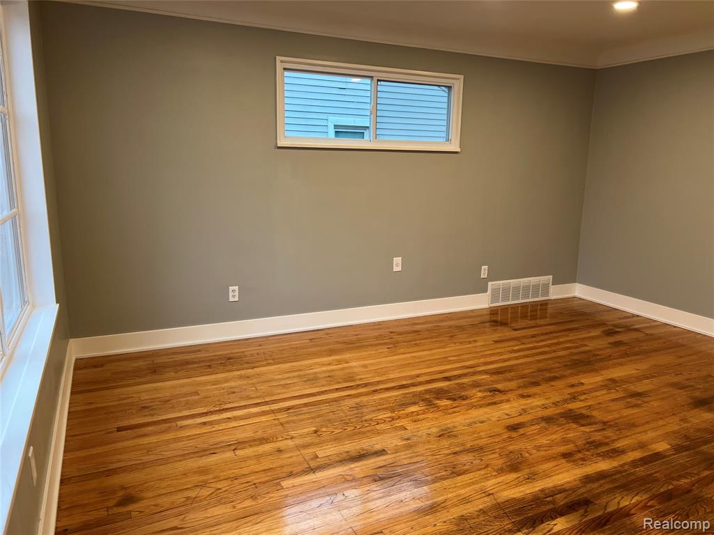 18506 Wakenden, Redford, MI 48240 — Photo 4
