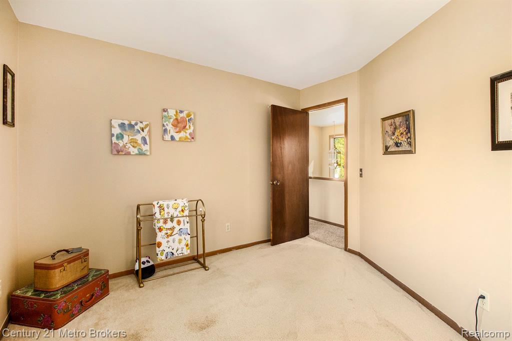 5376 OLDE SHAWBORO Road, Grand Blanc, MI 48439 — Photo 23