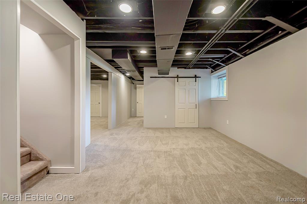 8402 Scotia, Pinckney, MI 48169 — Photo 37