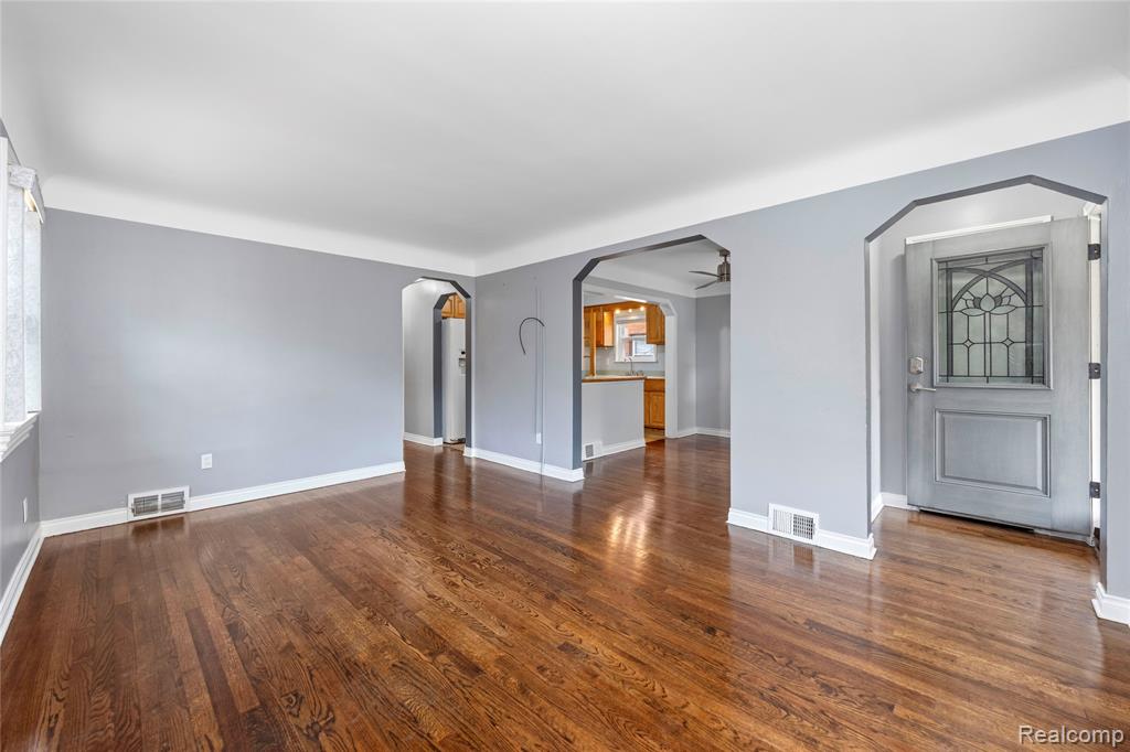 8928 Becker Avenue, Allen Park, MI 48101 — Photo 4