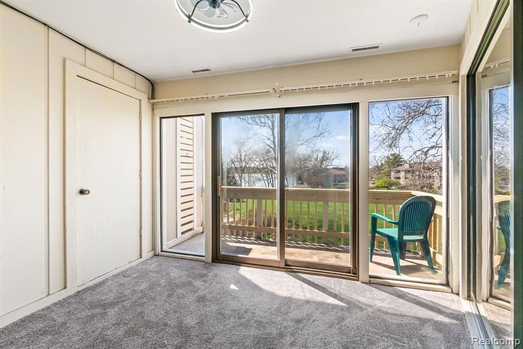 1680 Cliffs Landing, 302E, Ypsilanti, MI 48198 — Photo 17
