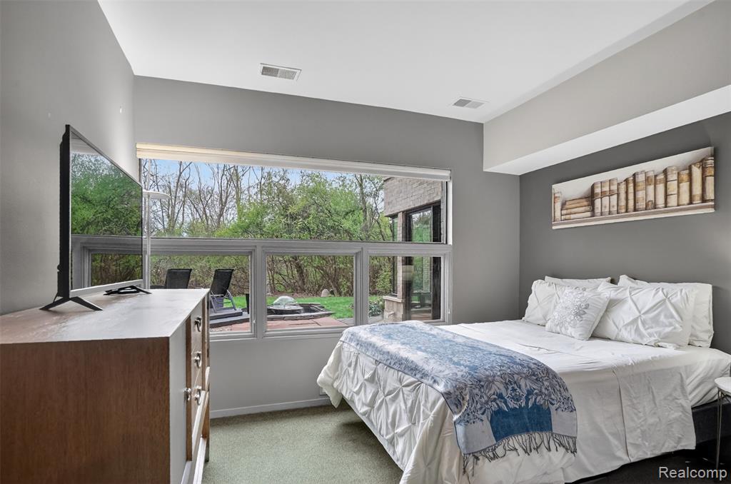 5044 Christy Court, Troy, MI 48098 — Photo 45