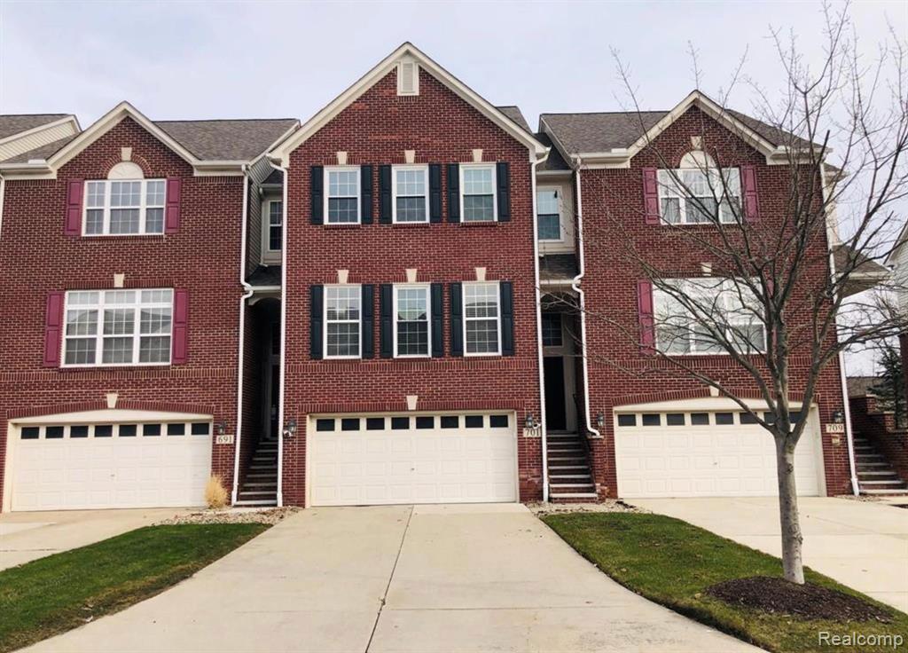 701 CHERRY ORCHARD Road, Canton, MI 48188