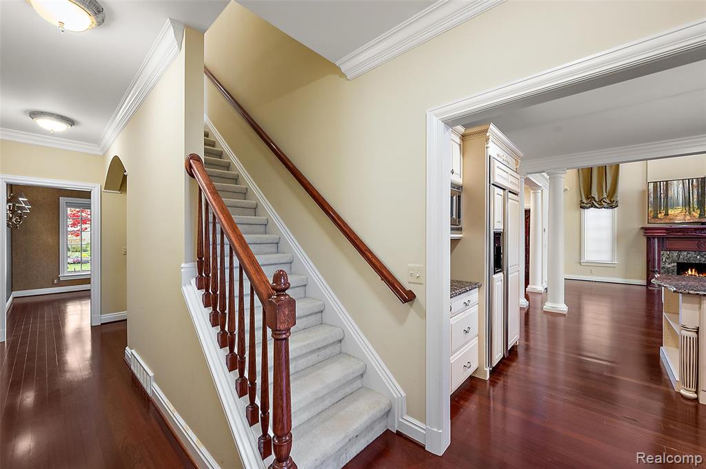 83 Greenan Lane, Lake Orion, MI 48362 — Photo 33