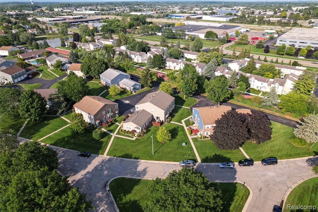 23404 N Rockledge, Novi, MI — Photo 38