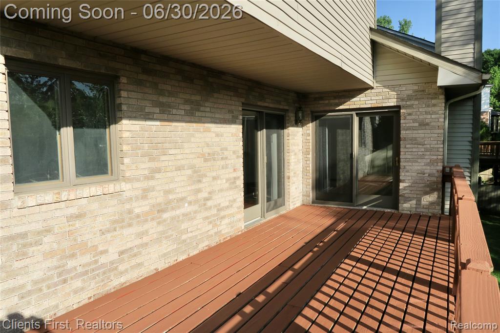 7233 OAKWOOD Drive, West Bloomfield, MI — Photo 21