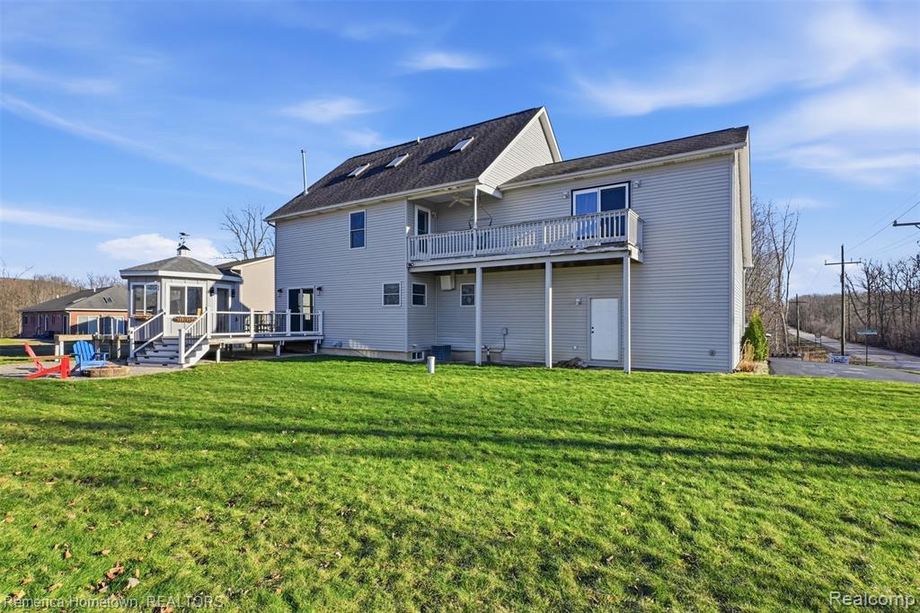 7755 Macedonia Lane, Northville, MI 48168 — Photo 35