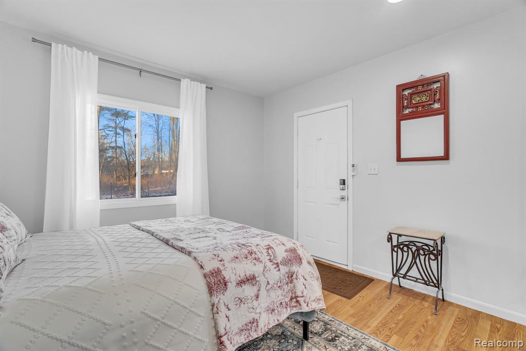 5569 Lakeshore Road, Fort Gratiot, MI 48059 — Photo 29