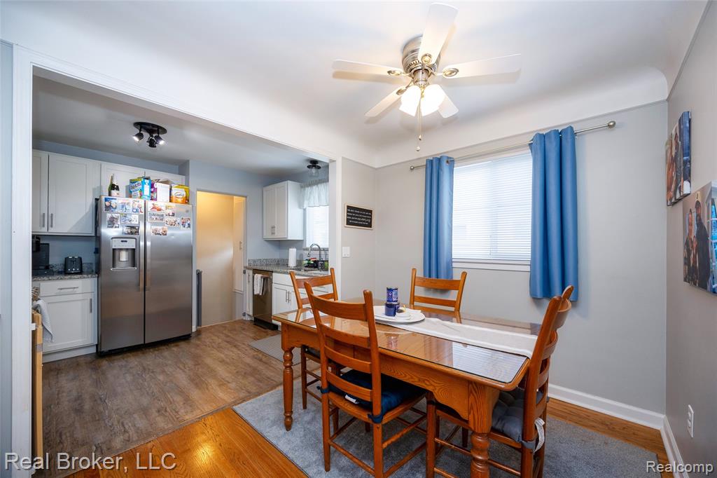 29454 Barton Street, Garden City, MI — Photo 9