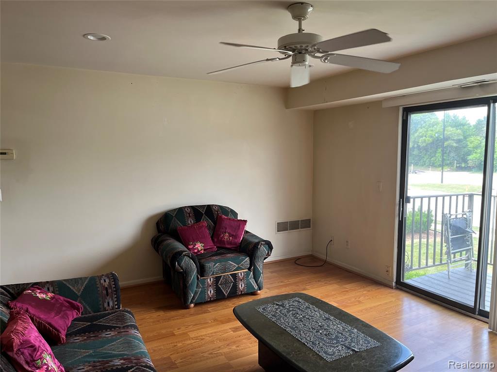 43298 Mound #206 Road, Sterling Heights, MI 48314 — Photo 12