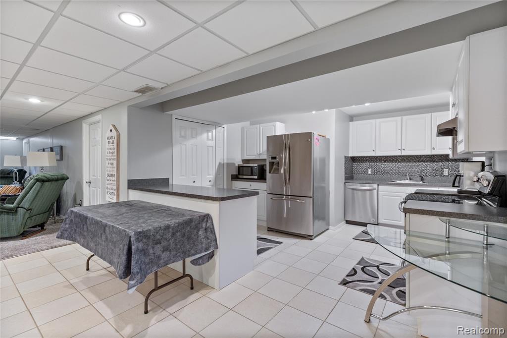 49279 Dunhill Drive, Macomb, MI 48044 — Photo 33